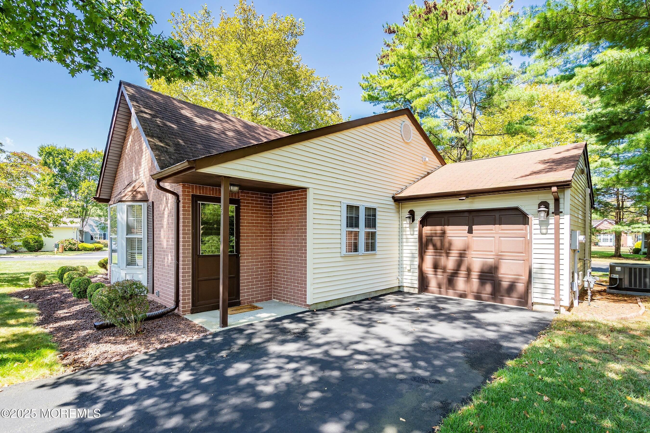 5 Morden Close Freehold NJ 07728