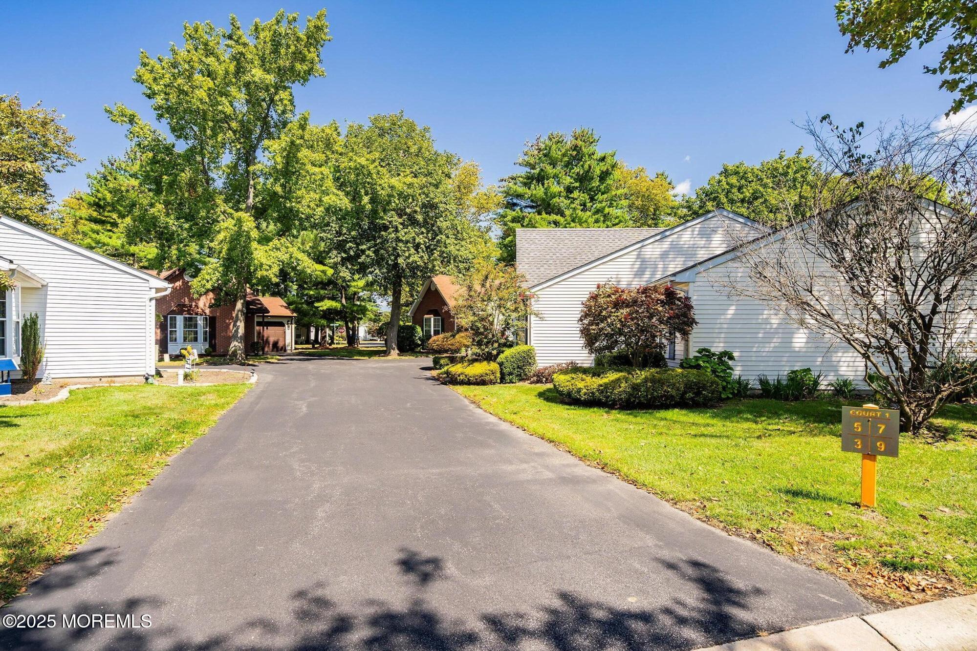 5 Morden Close Freehold NJ 07728