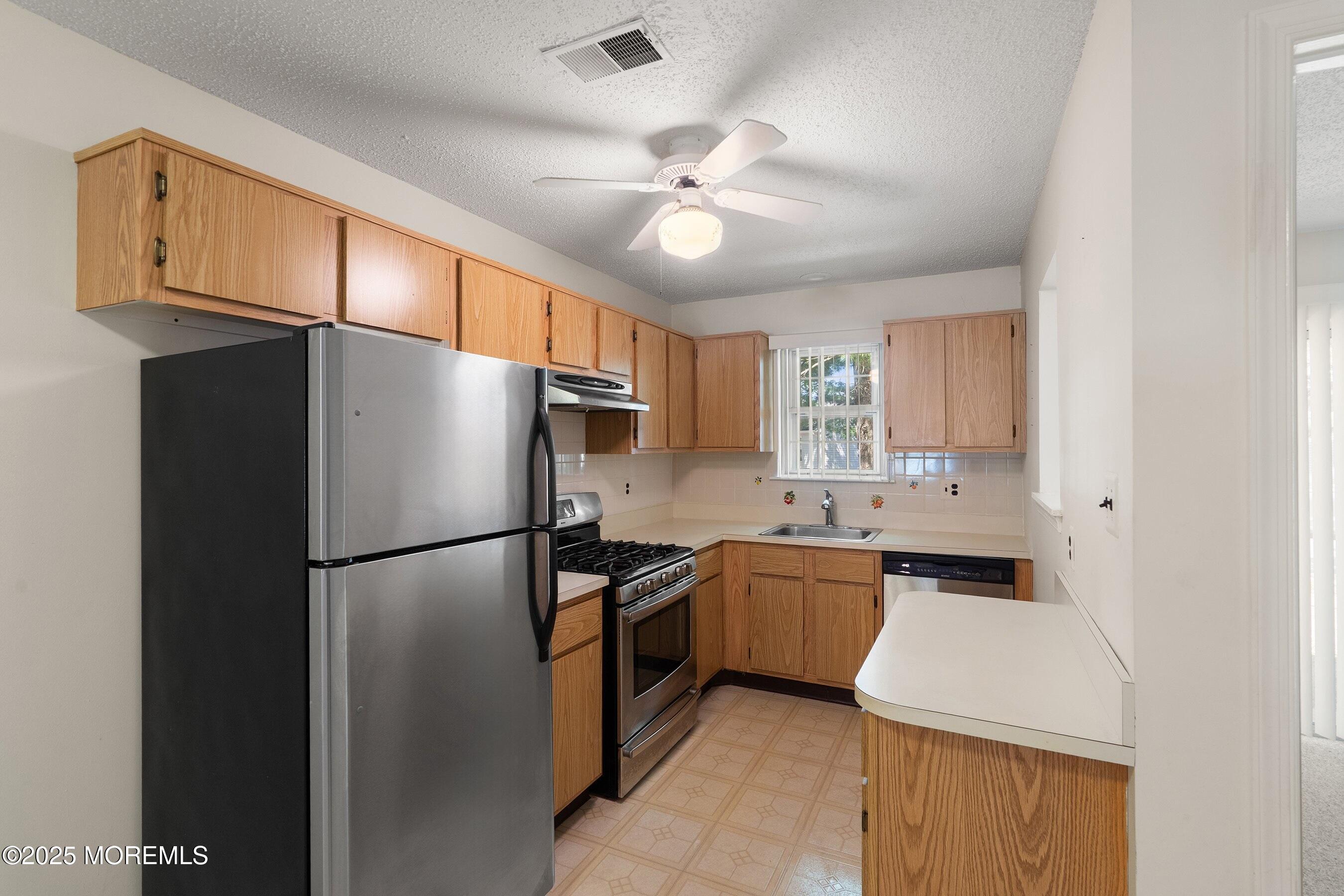 5 Morden Close Freehold NJ 07728