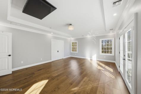 1 Lakeview Drive Manalapan NJ 07726