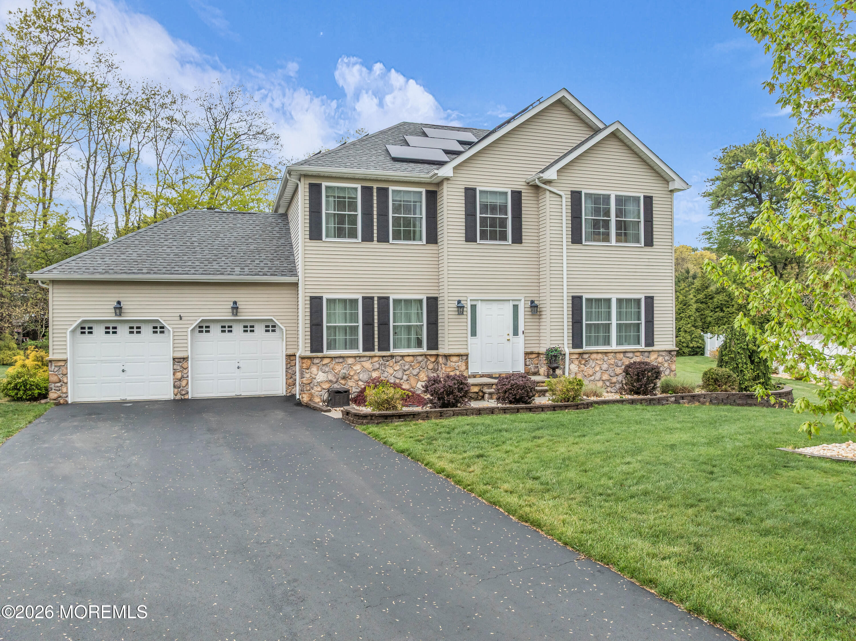 16 Saveria Court Howell NJ 07731