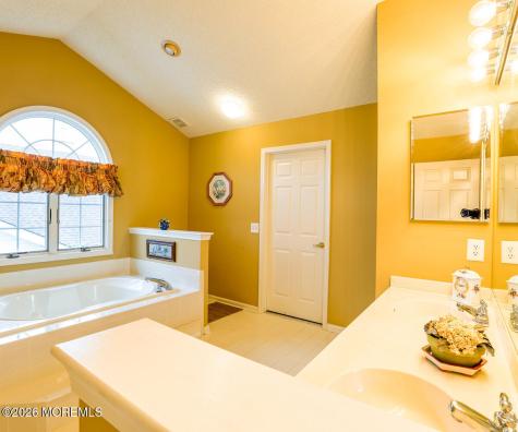 1 Leeds Lane Jamesburg NJ 08831
