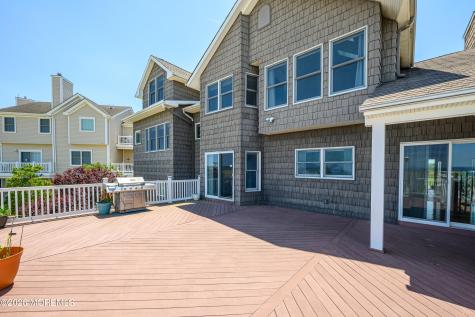 805 Front Street Union Beach NJ 07735