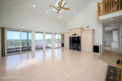 805 Front Street Union Beach NJ 07735