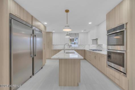 1 Robin Drive Oakhurst NJ 07755
