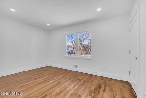 1 Robin Drive Oakhurst NJ 07755