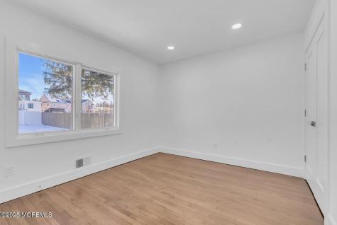1 Robin Drive Oakhurst NJ 07755