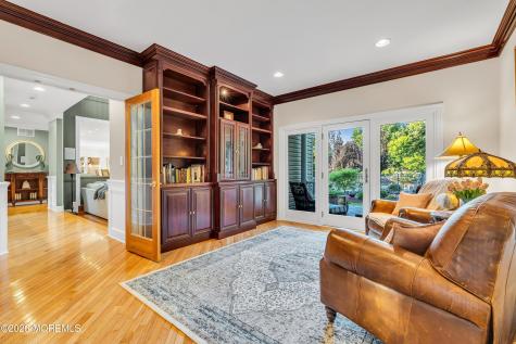 18 Haviland Drive Millstone NJ 08535