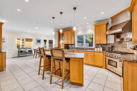 18 Haviland Drive Millstone NJ 08535