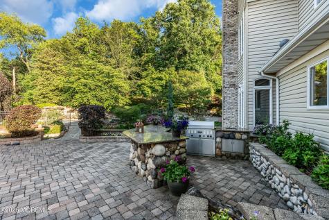 18 Haviland Drive Millstone NJ 08535