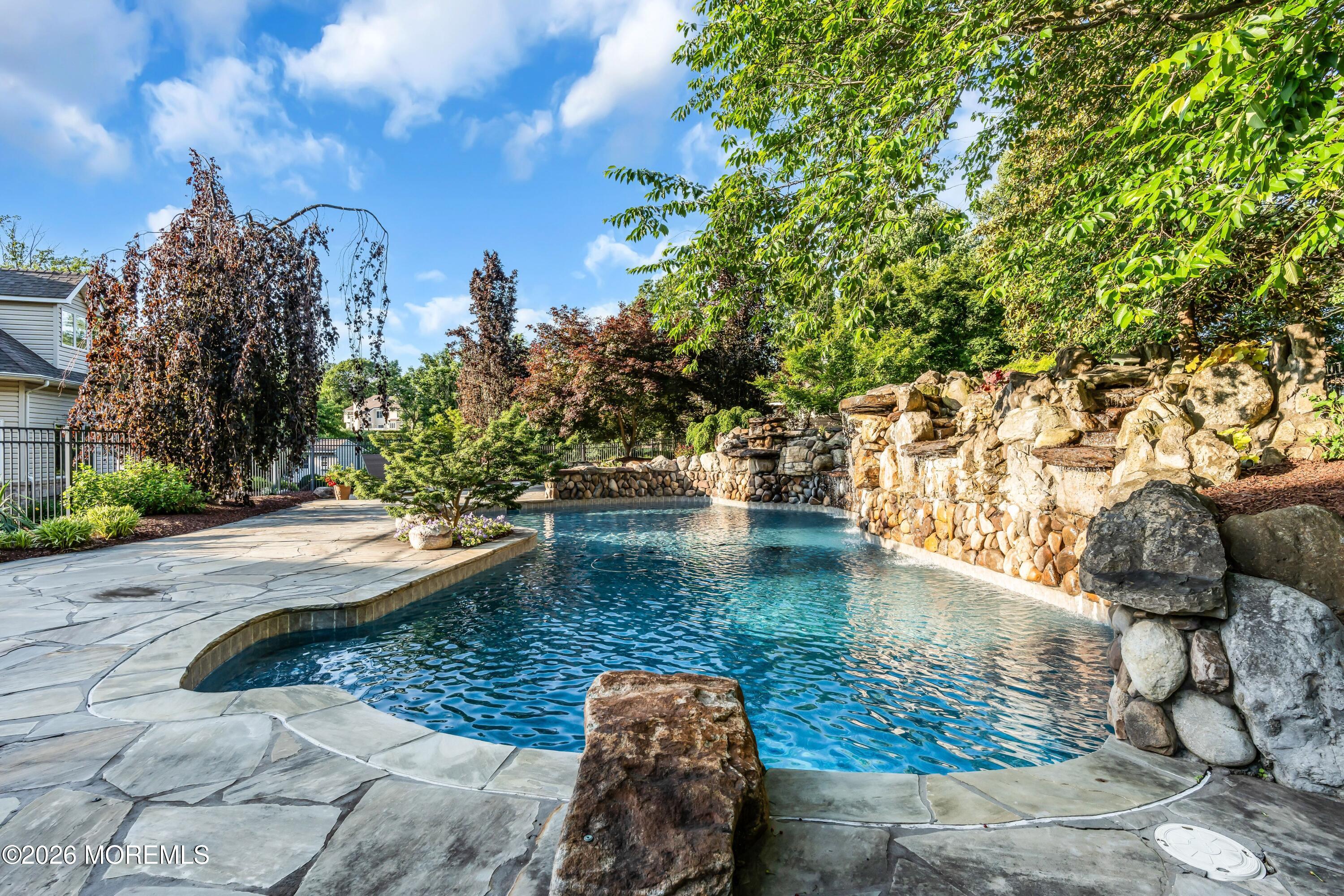 18 Haviland Drive Millstone NJ 08535