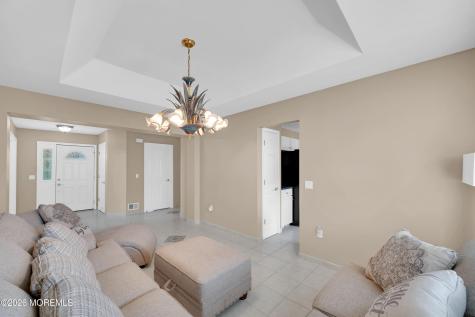 2737 Dalton Lane Toms River NJ 08755