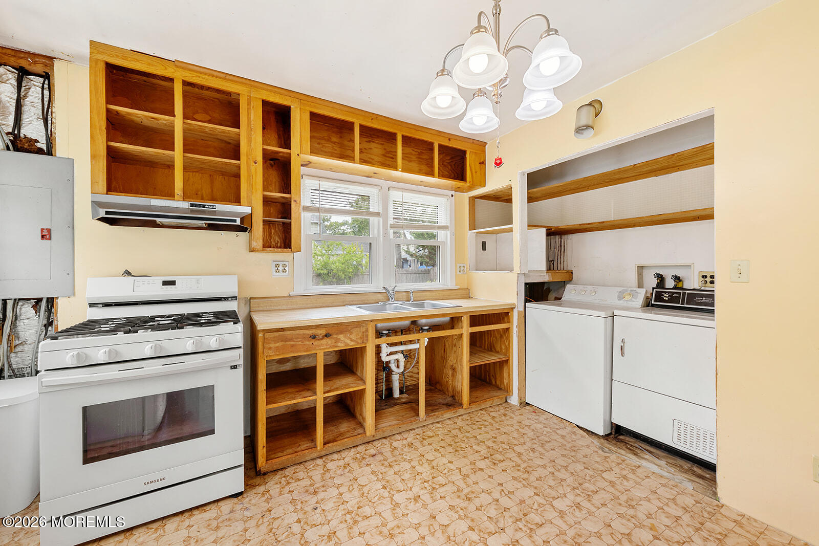 418 Greenwood Lane Brick NJ 08723