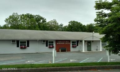 5 West Lake Drive Manchester NJ 08759