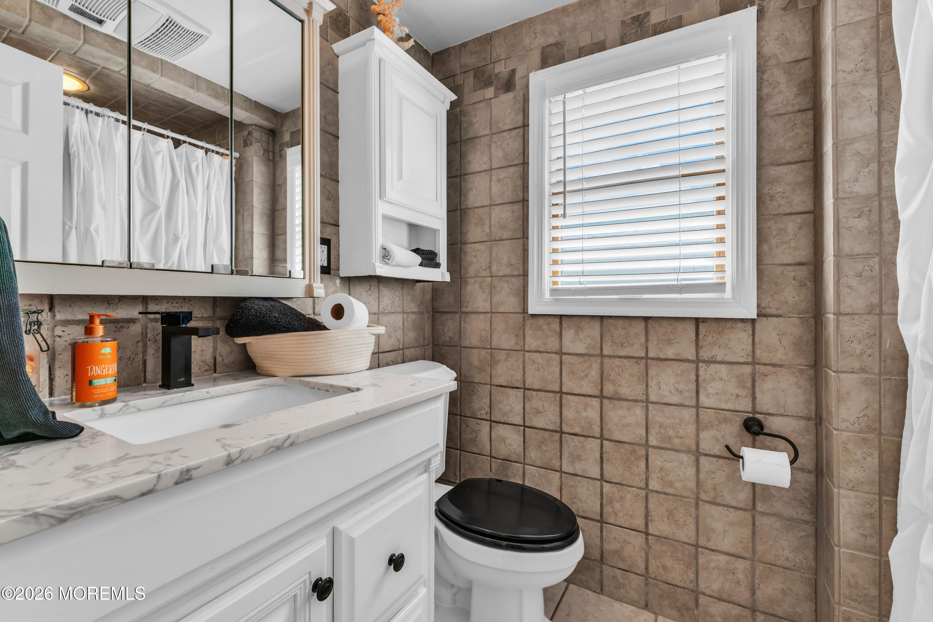 215 Pine Drive Bayville NJ 08721