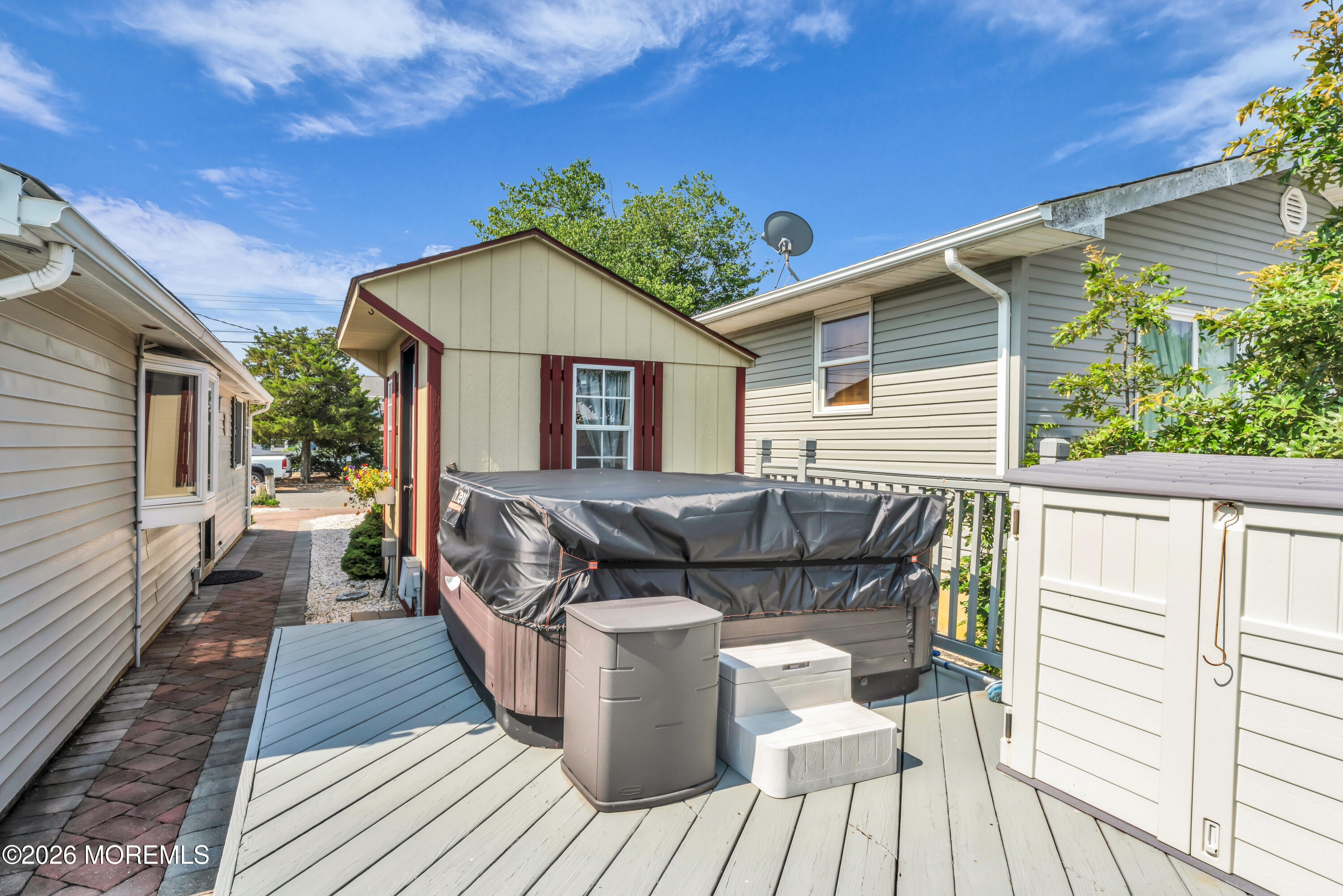 215 Pine Drive Bayville NJ 08721