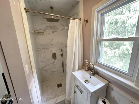 303 Stephenson Avenue Middlesex NJ 08846
