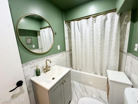 303 Stephenson Avenue Middlesex NJ 08846