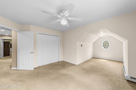 1 Pineview Court Monroe NJ 08831
