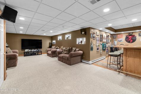 1 Pineview Court Monroe NJ 08831