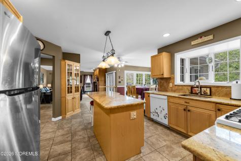 1 Pineview Court Monroe NJ 08831