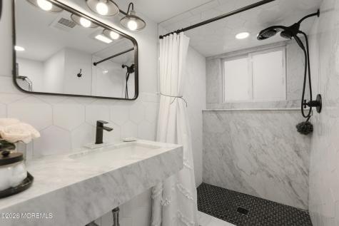 24 Butterfly Road Jackson NJ 08527