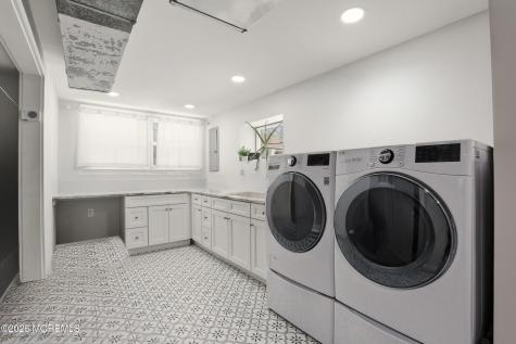 24 Butterfly Road Jackson NJ 08527
