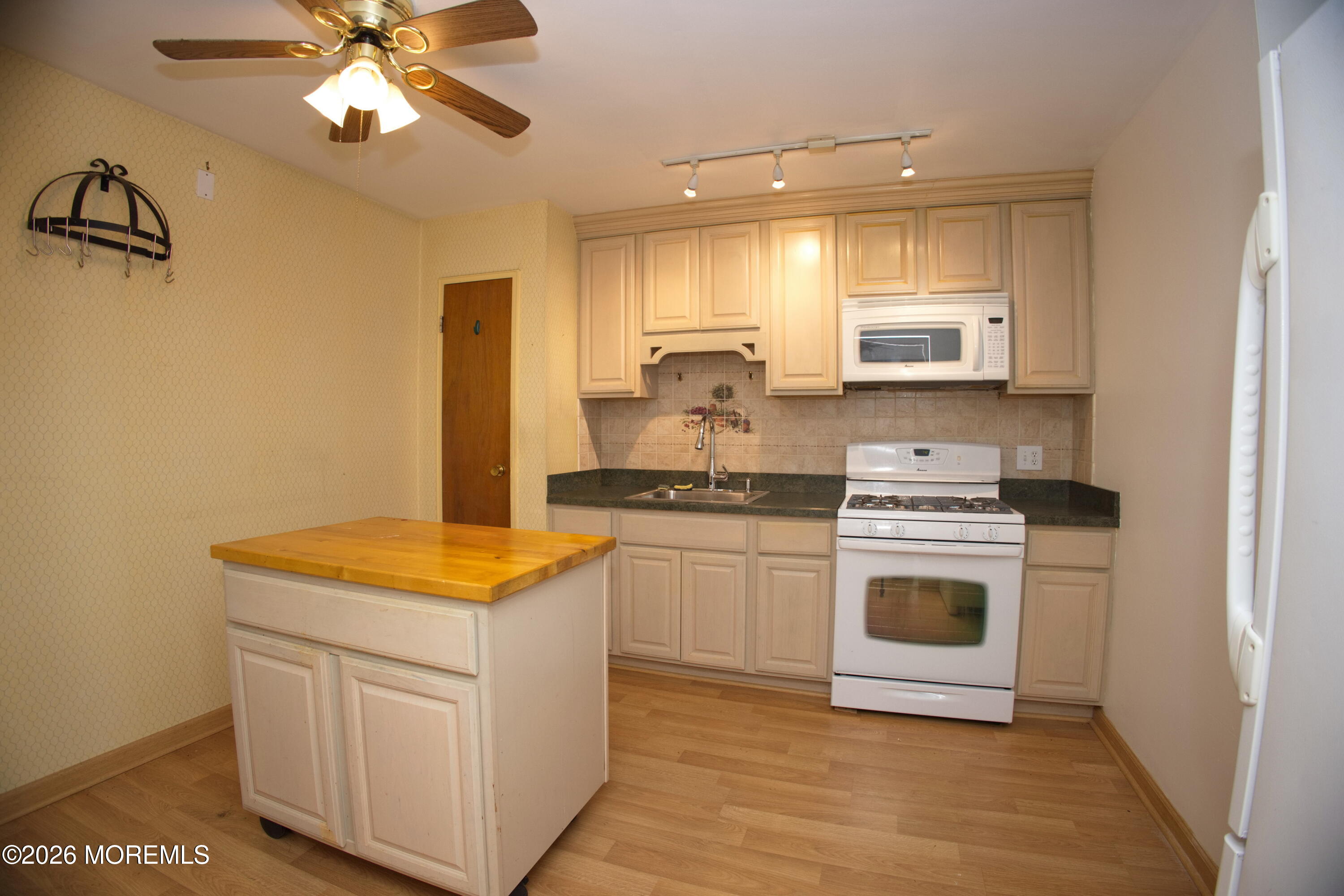 2 A Cardinal Street Manchester NJ 08759