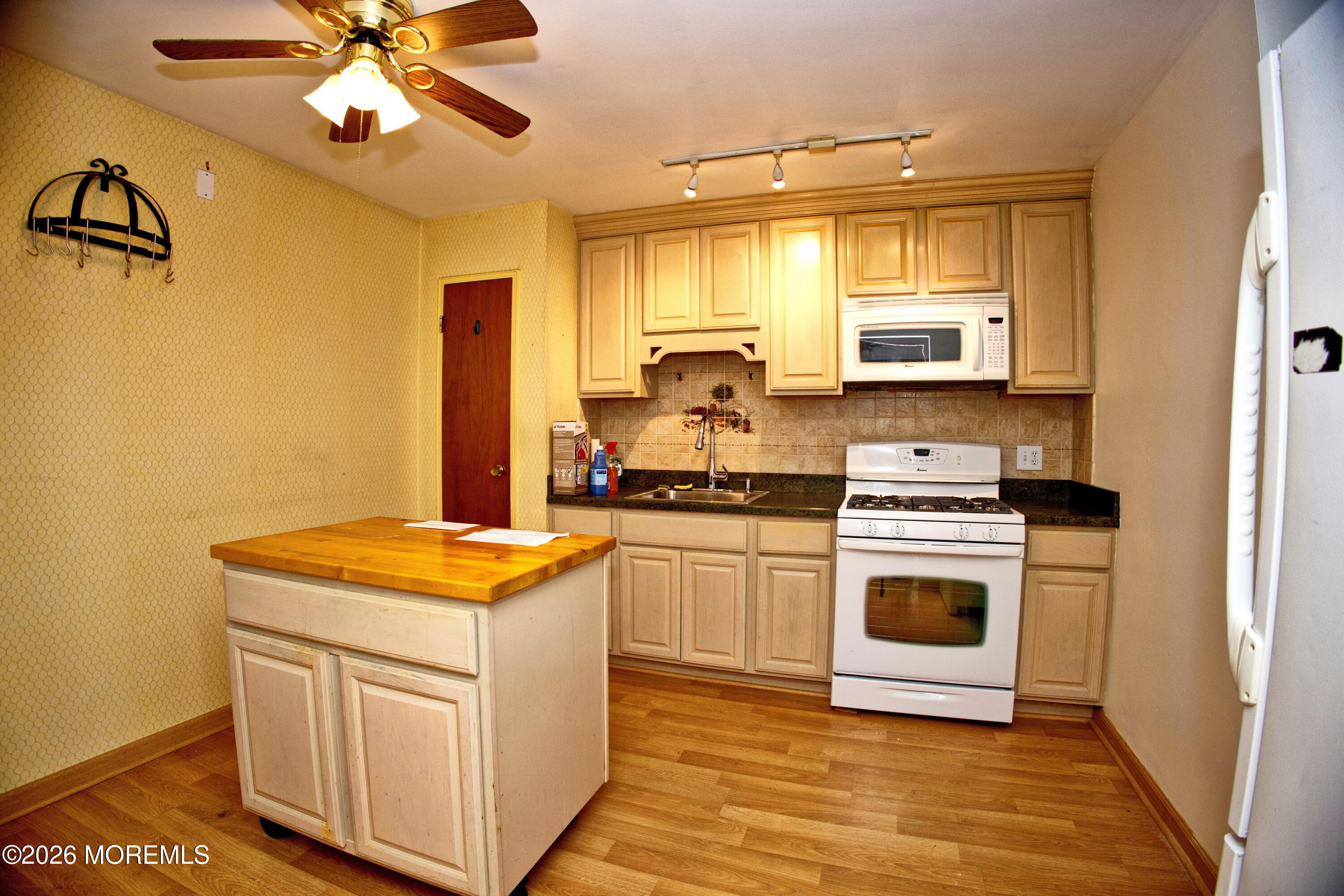 2 A Cardinal Street Manchester NJ 08759