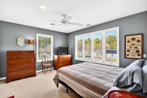 20 Edgewater Drive Tuckerton NJ 08087