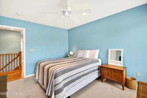 20 Edgewater Drive Tuckerton NJ 08087