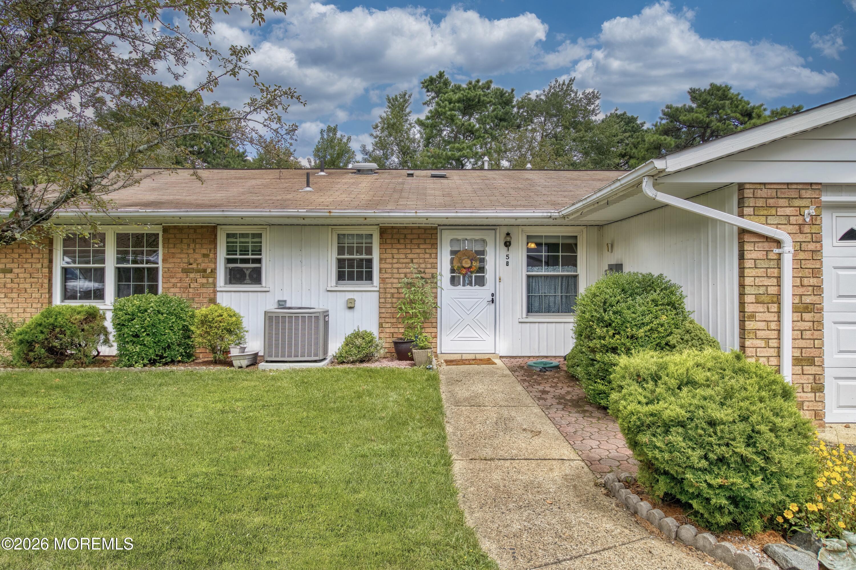 5B Gramercy Lane Manchester NJ 08759