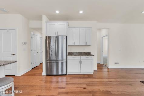 78 Woodside Lane Whiting NJ 08759