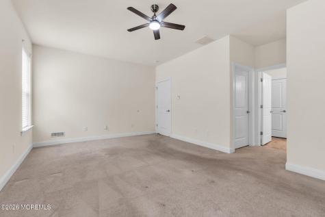 78 Woodside Lane Whiting NJ 08759