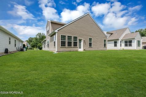 78 Woodside Lane Whiting NJ 08759