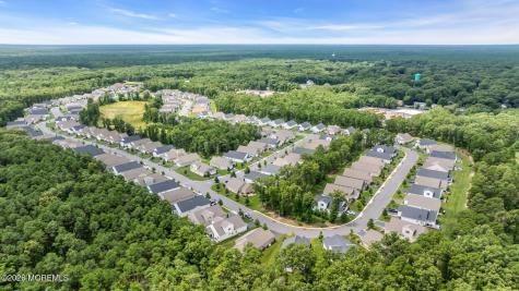 78 Woodside Lane Whiting NJ 08759