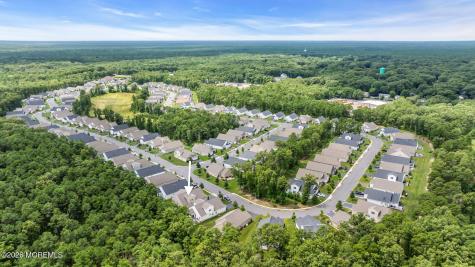 78 Woodside Lane Whiting NJ 08759
