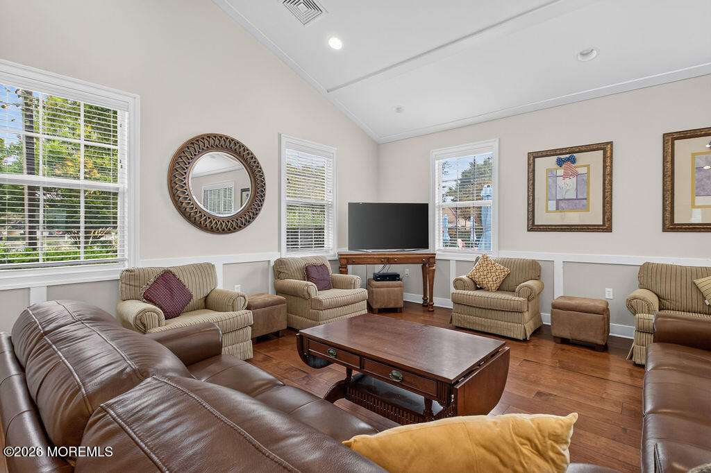 21 Snowberry Lane Howell NJ 07731