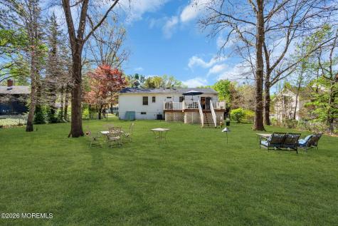 8 Peach Tree Street Jackson NJ 08527