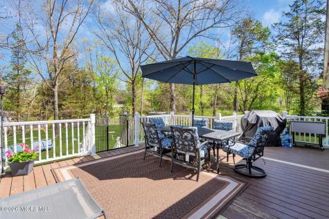 8 Peach Tree Street Jackson NJ 08527