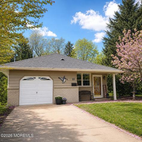 21 Mount Gannet Lane Toms River NJ 08753
