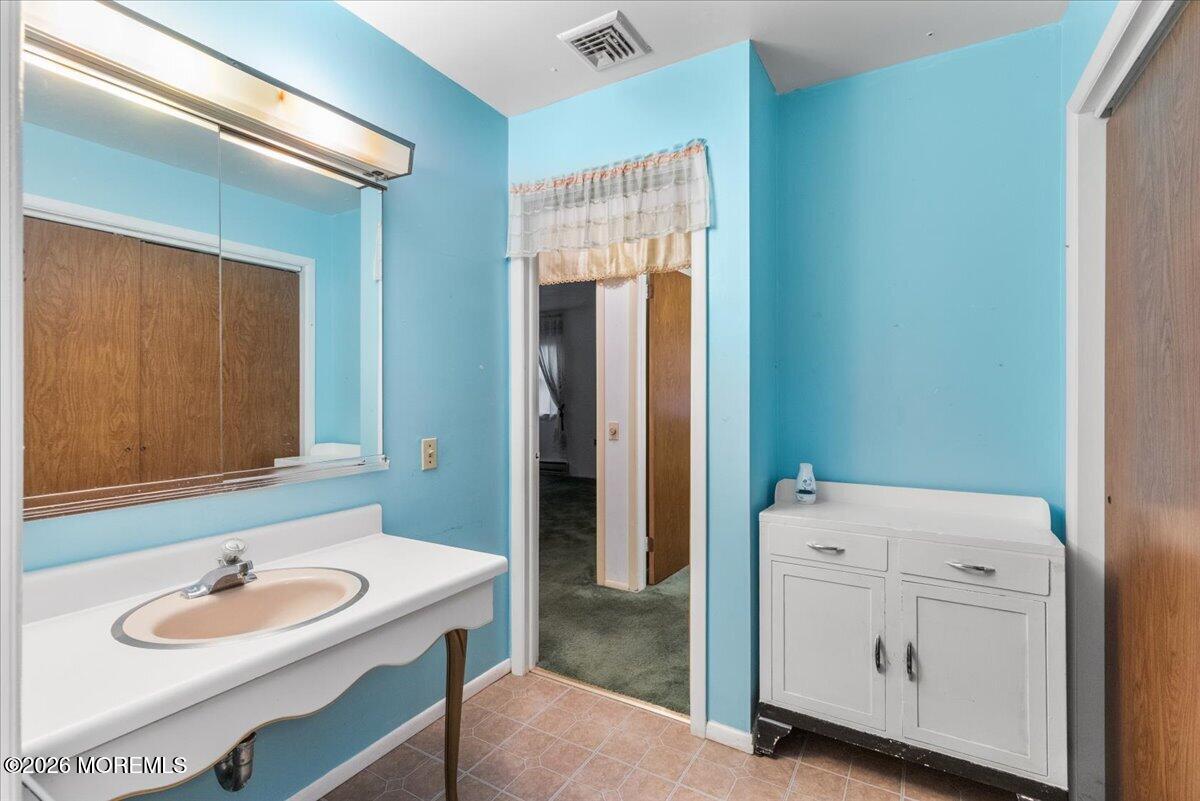 6 Mason Lane Whiting NJ 08759