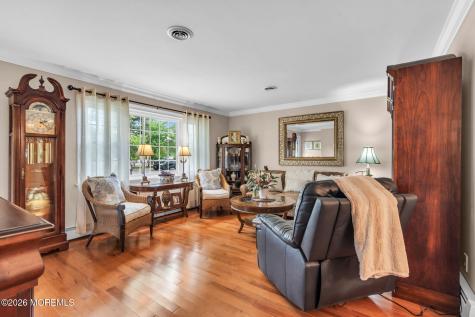7 Nostrand Drive Toms River NJ 08757