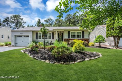 7 Nostrand Drive Toms River NJ 08757