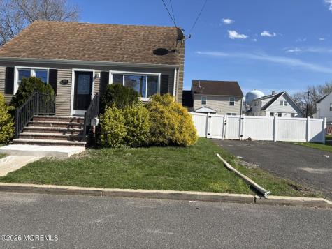 197 Delaware Avenue Cliffwood NJ 07721