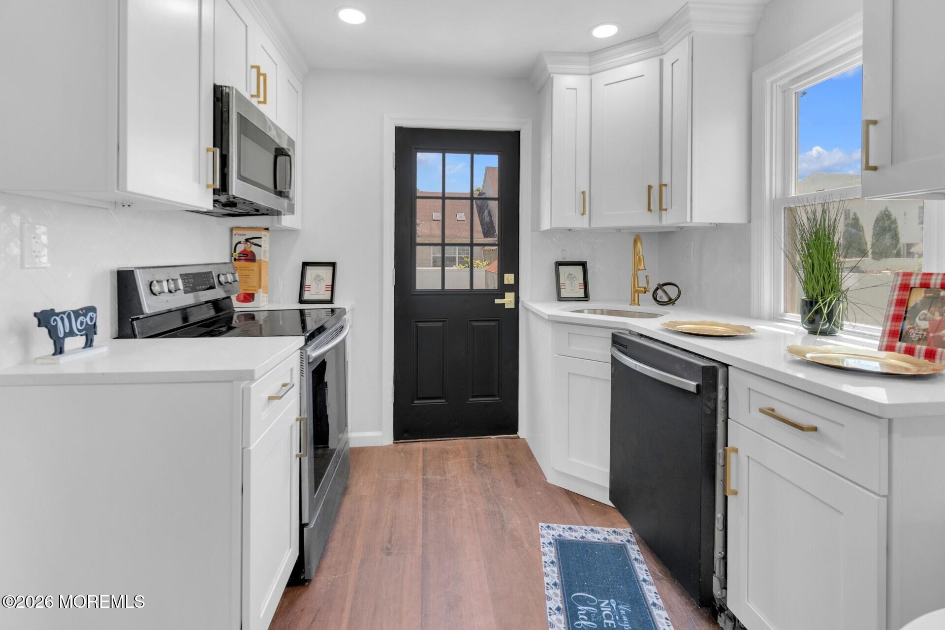 197 Delaware Avenue Cliffwood NJ 07721