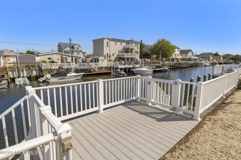 66 Jonathan Drive Beach Haven West NJ 08050