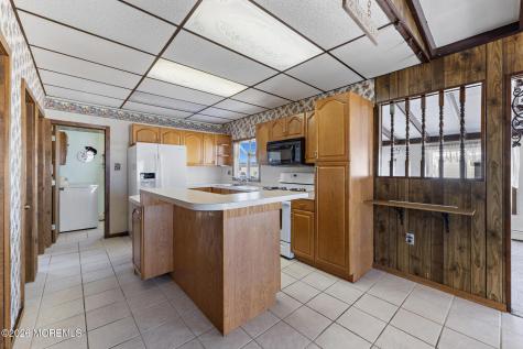 66 Jonathan Drive Beach Haven West NJ 08050