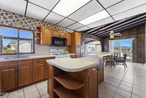66 Jonathan Drive Beach Haven West NJ 08050