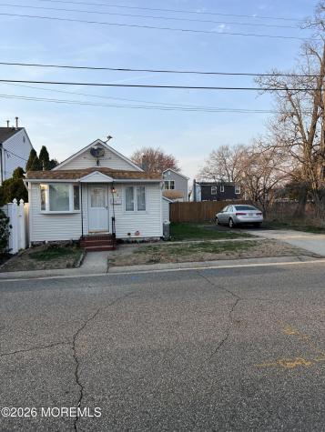 427 Sullivan Place Union Beach NJ 07735